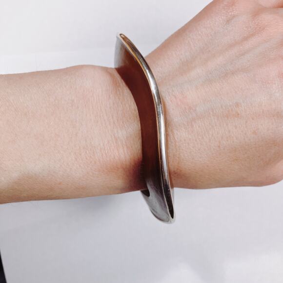 Signed Silpada B1662 Sterling Silver Rosewood Asymmetrical Cuff Bracelet Boho - Picture 4 of 10